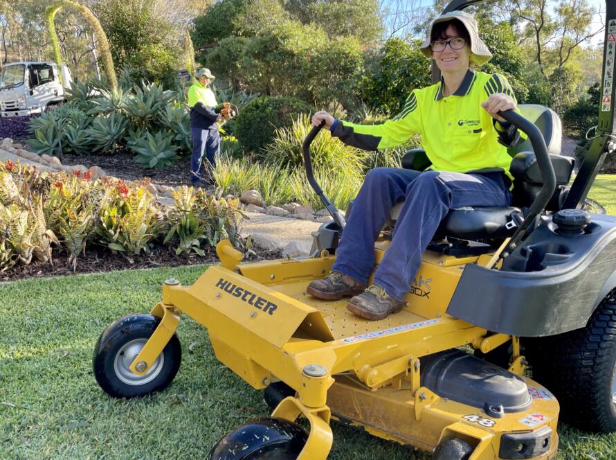 Lawn and garden maintenance Gladstone QLD